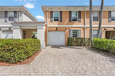 5677 Cove Cir, Naples, FL 34119 - Photo 1
