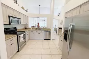 2037 W Crown Pointe Blvd, Naples, FL 34112 - Photo 4