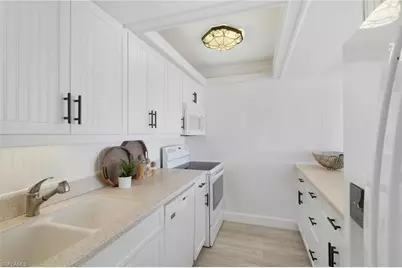 25840 Hickory Blvd #202 B, Bonita Springs, FL 34134 - Photo 12