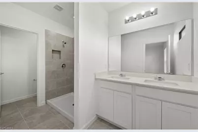 1622 Lake Jessup Cir, Cape Coral, FL 33909 - Photo 22