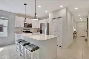 15489 Wildflower Cir, Naples, FL 34119 - Photo 24