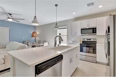 15489 Wildflower Cir, Naples, FL 34119 - Photo 4