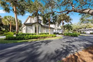 27031 Oakwood Lake Dr, Bonita Springs, FL 34134 - Photo 40