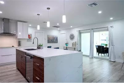 540 102nd Ave N, Naples, FL 34108 - Photo 10