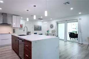 540 102nd Ave N, Naples, FL 34108 - Photo 10