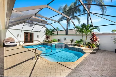 22660 Fairlawn Ct, Estero, FL 34135 - Photo 46