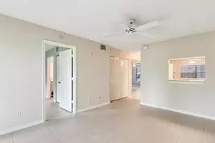 109 Wading Bird Cir, Naples, FL 34110 - Photo 4