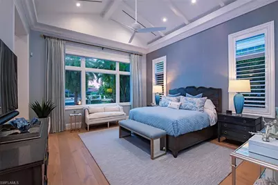 2135 Snook Dr, Naples, FL 34102 - Photo 10