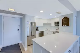 5 Bluebill Ave, Naples, FL 34108 - Photo 8