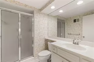 105 Clubhouse Ln, Naples, FL 34105 - Photo 20