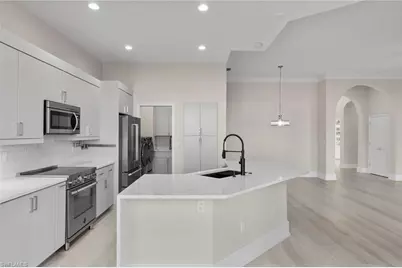 27025 Shell Ridge Cir, Bonita Springs, FL 34134 - Photo 4