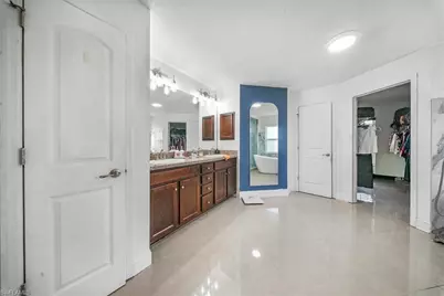 533 Willowbrook Dr, Lehigh Acres, FL 33972 - Photo 24