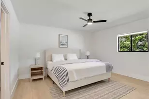 2616 Lakeview Dr, Naples, FL 34112 - Photo 28