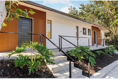 2616 Lakeview Dr, Naples, FL 34112 - Photo 30