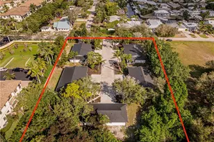 2616 Lakeview Dr, Naples, FL 34112 - Photo 2