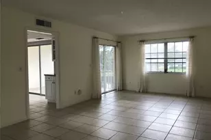 113 Bobolink Way, Naples, FL 34105 - Photo 2