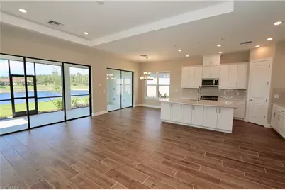 8437 Rosa Ct, Naples, FL 34114 - Photo 4