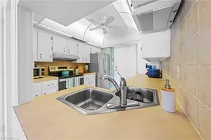 1977 Gulf Shore Blvd N, Naples, FL 34102 - Photo 16