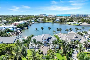 400 Springline Dr, Naples, FL 34102 - Photo 8