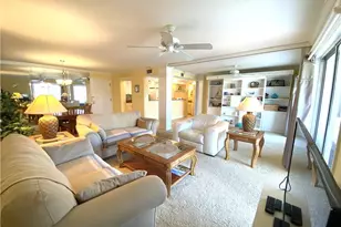 555 Park Shore Dr, Naples, FL 34103 - Photo 12