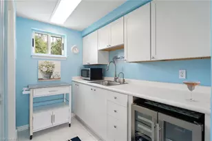 7515 Pelican Bay Blvd, Naples, FL 34108 - Photo 26