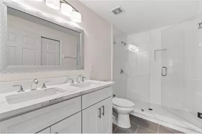 9185 Celeste Dr #204, Naples, FL 34113 - Photo 10