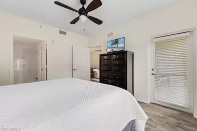 9185 Celeste Dr #204, Naples, FL 34113 - Photo 8