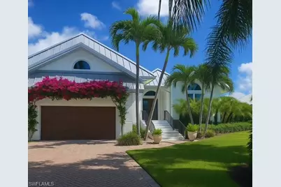 1275 Cobia Ct, Naples, FL 34102 - Photo 4