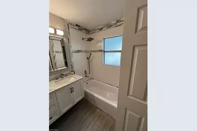 1127 Gifford Ave S, Lehigh Acres, FL 33936 - Photo 8