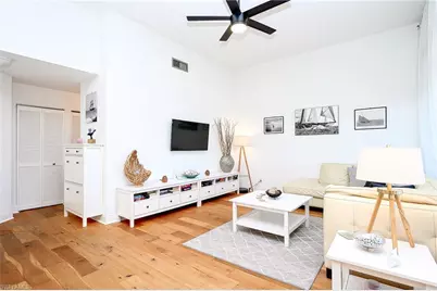 601 Beachwalk Cir #L202, Naples, FL 34108 - Photo 8