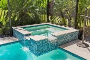 11555 Jacaranda Dr, Naples, FL 34120 - Photo 4