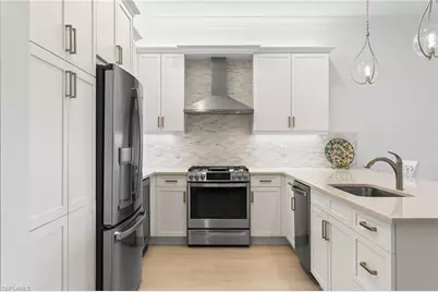 11555 Jacaranda Dr, Naples, FL 34120 - Photo 10