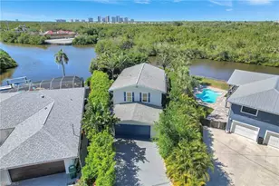 193 Cocohatchee St, Naples, FL 34110 - Photo 46