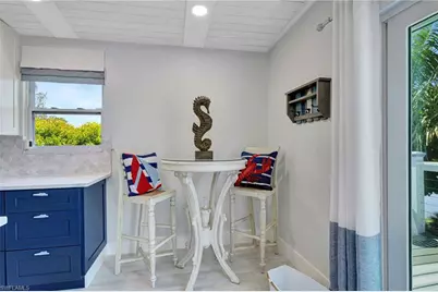 193 Cocohatchee St, Naples, FL 34110 - Photo 12