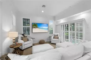 991 8th St S, Naples, FL 34102 - Photo 2