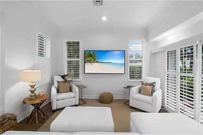 991 8th St S #1, Naples, FL 34102 - Photo 4