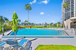 4031 Gulf Shore Blvd N, Naples, FL 34103 - Photo 36