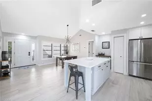 714 Reef Point Cir, Naples, FL 34108 - Photo 8