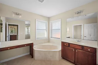 8542 Sumner Ave #1, Fort Myers, FL 33908 - Photo 12