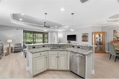 2906 Aviamar Cir, Naples, FL 34114 - Photo 10