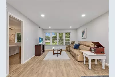 3676 Arctic Cir #112, Naples, FL 34112 - Photo 10