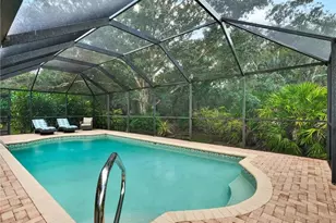 241 St James Way, Naples, FL 34104 - Photo 4