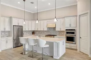 9574 Everglades Dr, Naples, FL 34120 - Photo 8