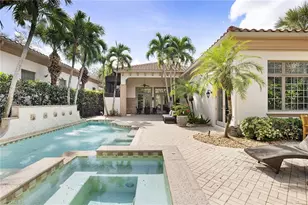 15655 Villoresi Way, Naples, FL 34110 - Photo 32