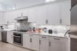 1844 Alamanda Dr, Naples, FL 34102 - Photo 14