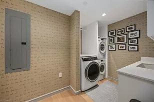 6897 Grenadier Blvd, Naples, FL 34108 - Photo 34