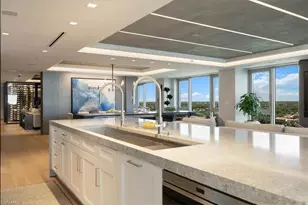 6897 Grenadier Blvd, Naples, FL 34108 - Photo 10