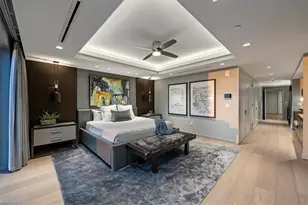 6897 Grenadier Blvd, Naples, FL 34108 - Photo 20