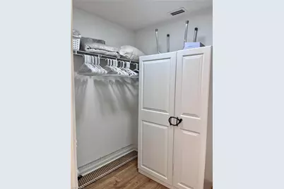 3685 Amberly Cir W #D305, Naples, FL 34112 - Photo 10