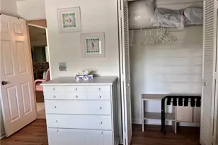 3685 Amberly Cir W, Naples, FL 34112 - Photo 14